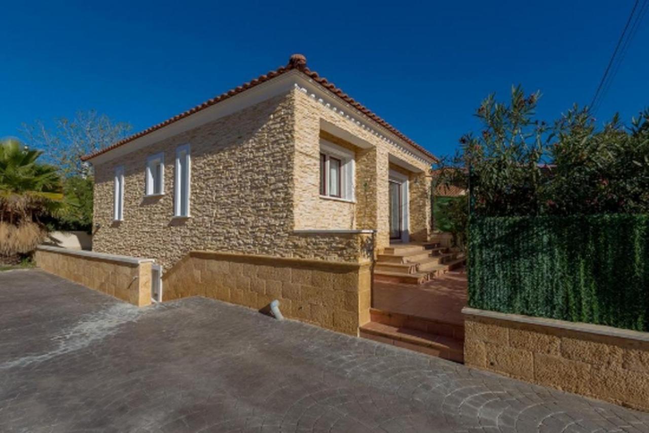 Villas Guzman - Chirla カルプ エクステリア 写真